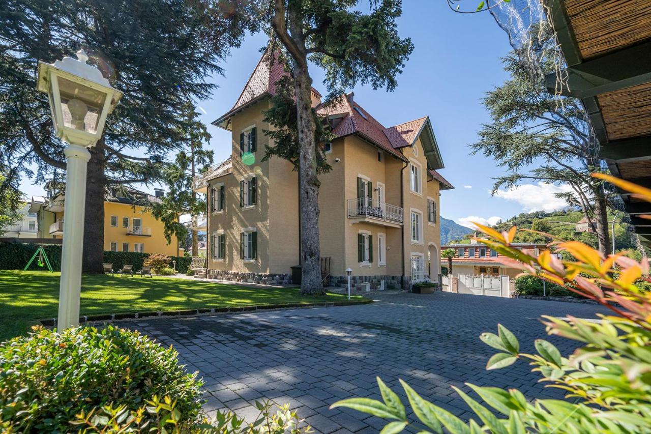 Villa Tell Rooms And Suites Мерано Экстерьер фото